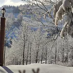 Zbojnicka Resort *