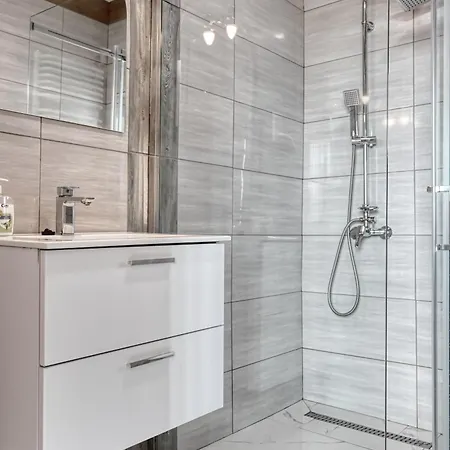 Zbojnicka * Zieleniec (Klodzko)