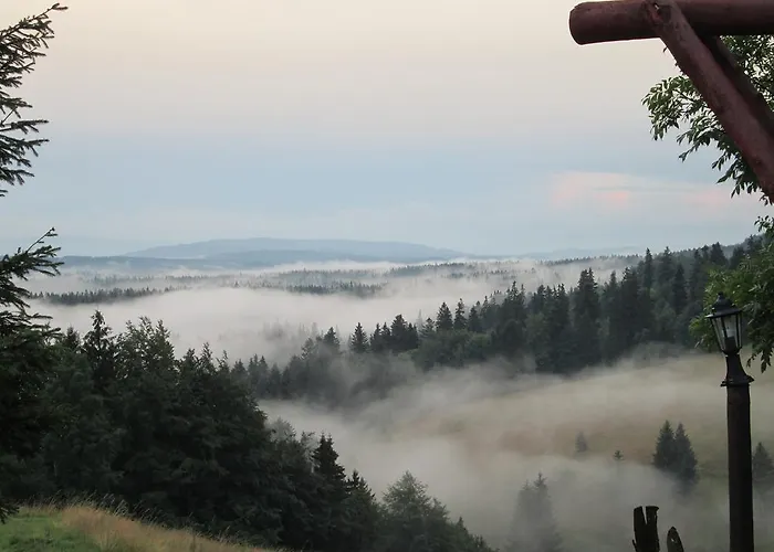 Zbojnicka Semesteranläggning (resort) Zieleniec (Klodzko)